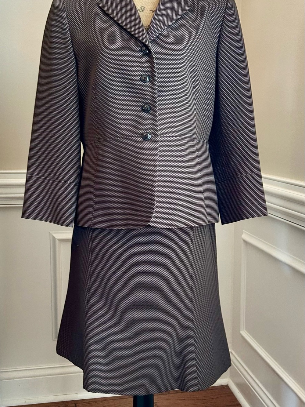 Feminine Women's Two-Piece Skirt Set
